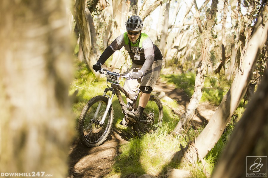 'Hux', a name very well known in the Vic riding scene for photography finds himself on a bike for once!