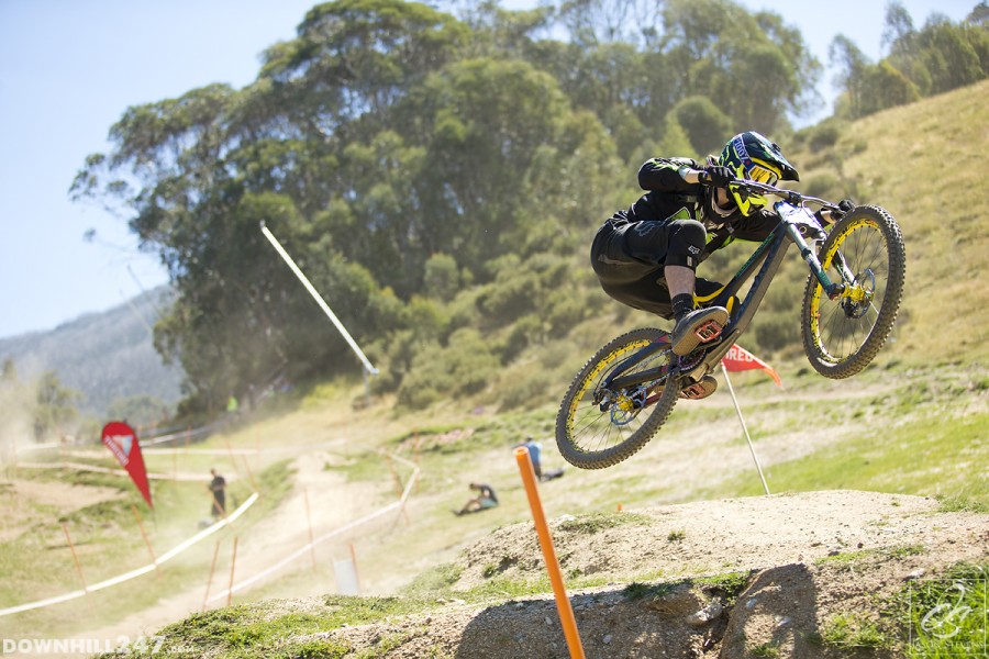 Remy Moron is always impressive to watch - he has a unique style and a huge sense of speed about him. His time in Thredbo of 5:00:86 would've earned him a 5th place in Elite Mens. 