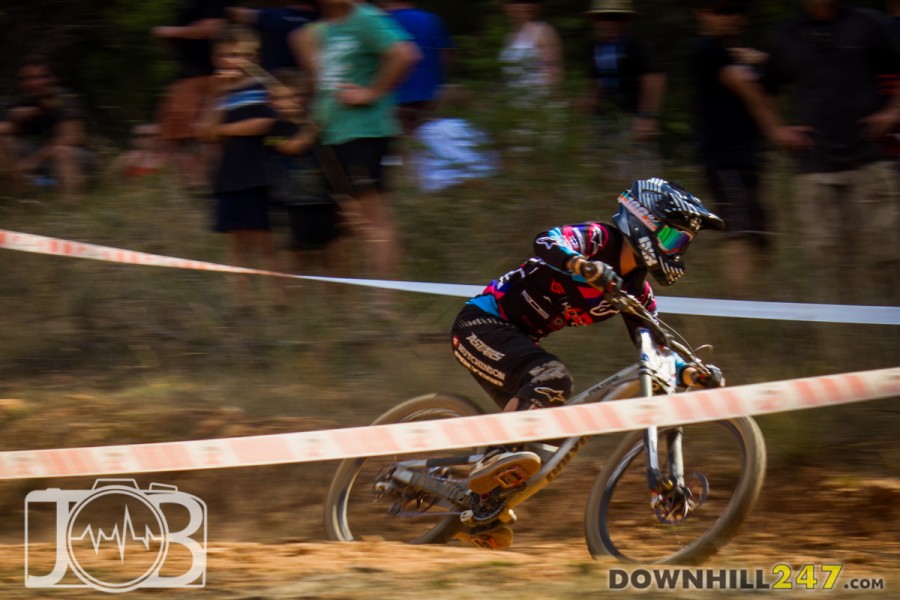 As predicted by the seeding times, T Hannah took the Elite Women's National Jersey, putting the power down in the last straight to lock it in by over 30 seconds.