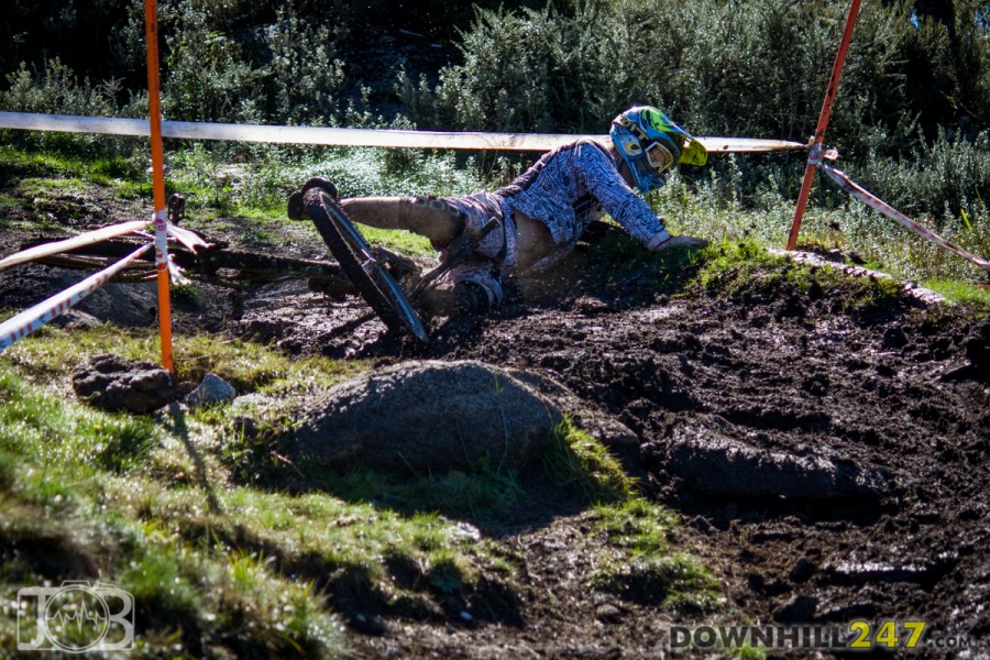 Come sunday morning, and despite perfect weather conditions, the trail was developing moto-style ruts in some sections. As much a mental obstacle as a technical one, plenty of riders were caught out more than once.