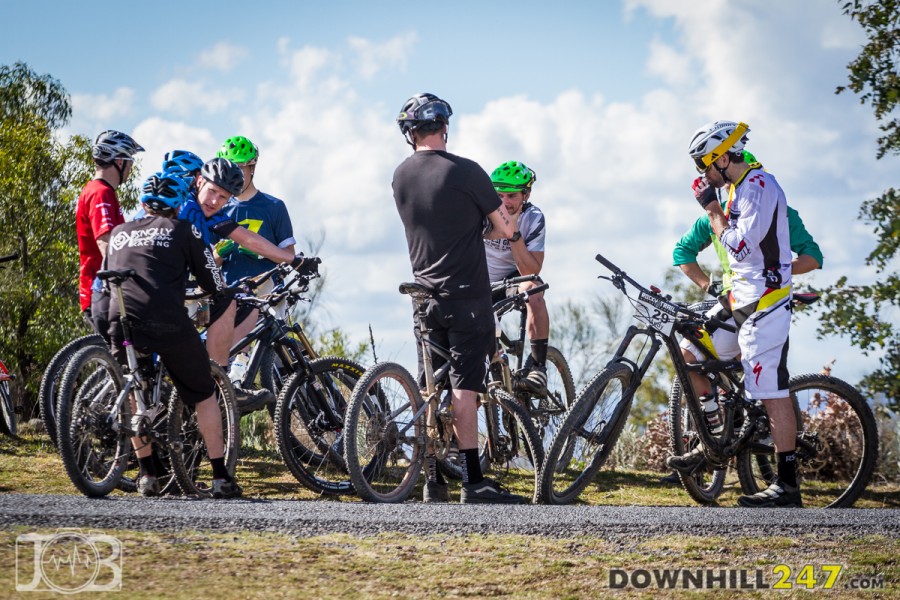 Whether talking lines or last night's hilarities, the start area held a casual, fun vibe as riders spread out and started their pre-race run routines.