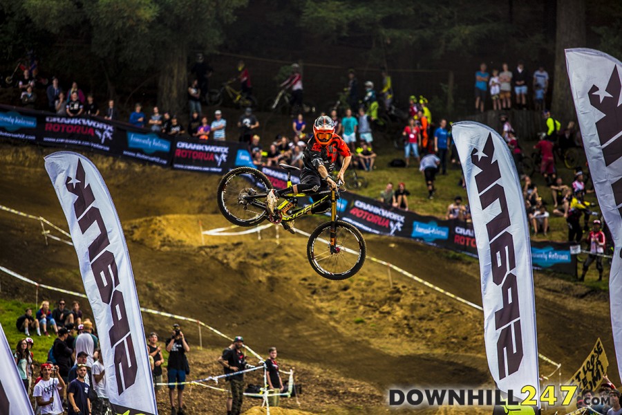 Sam Blenkinsop looked so effortless, almost lazy with his whips!