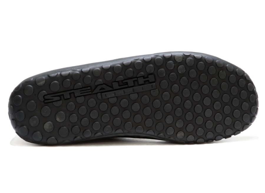 This is the part riders really care about, the 'soul' of the shoe if you know what we are saying. Five Ten's rubber allows the sole to be super sticky and keep your feet on the pedals. Image: fiveten.com