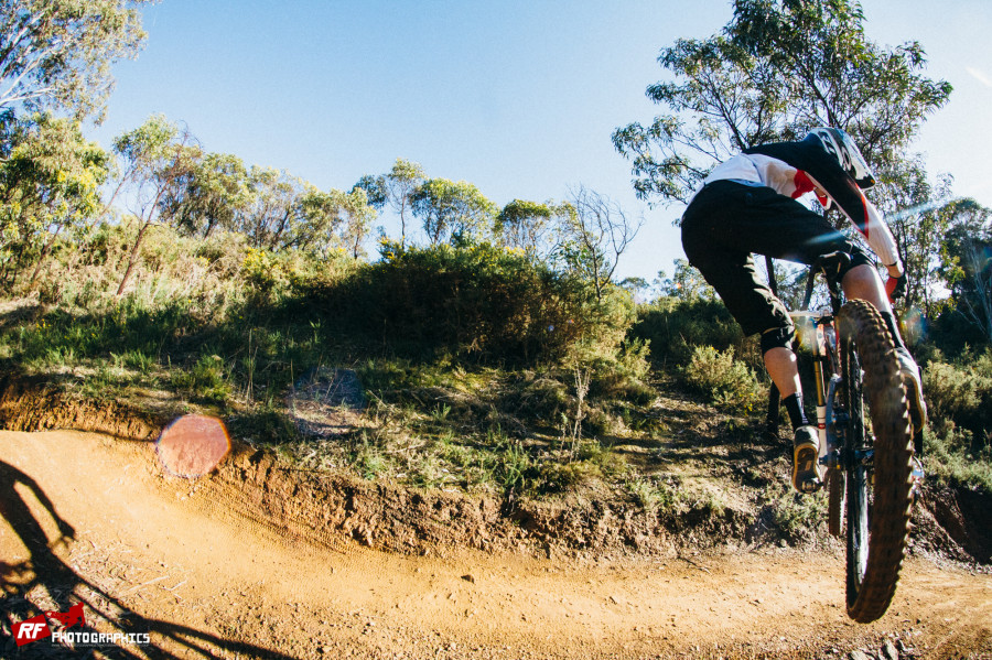 Fox Creek Long was host of Round 4 of the Inside Line South Australian State Series. It did involve sideways action of the good kind!