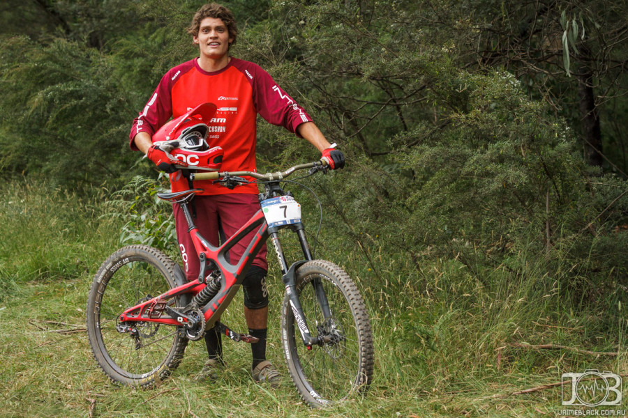 The man of the hour, Jack Moir grinning after a false start and re-run wouldn't wreck his mindset for racing. A super-fast run would see him elude Muddy by 4 seconds and take the win, while setting a course record at Mt Taylor. Just a few days after jumping on his new Intense M16, Jack must be feeling pretty good about the new bike.