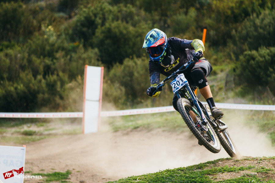 Jackson Frew has recently signed with GT Factory Racing and clocked up a win for his new team in the junior men class.