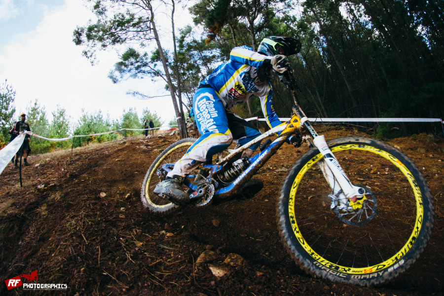 Sam Hill smashing out runs in the arvo, and looking fast by the end of the day.