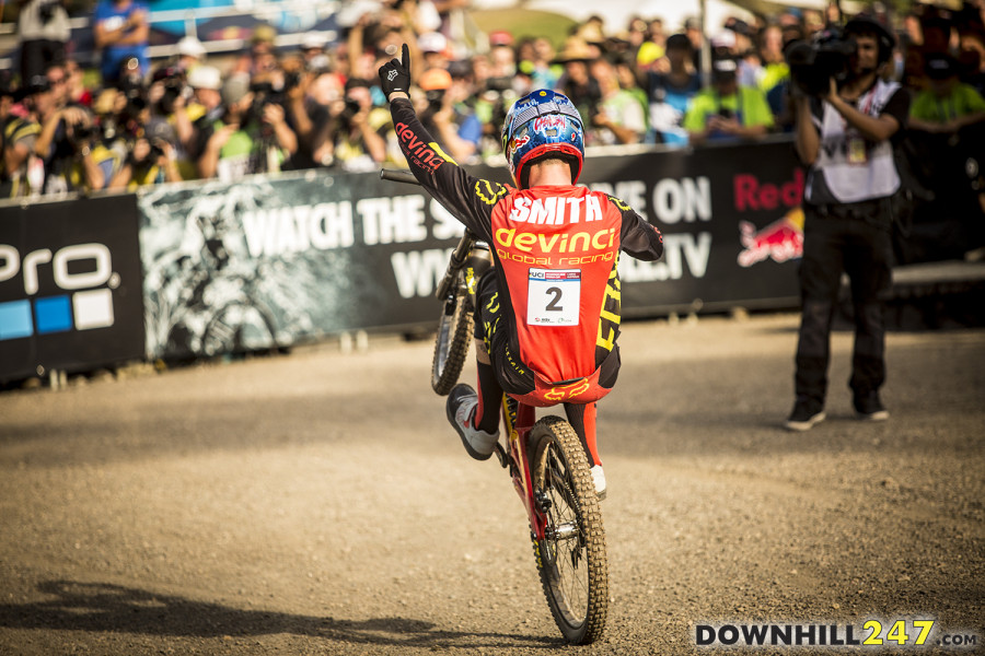 A front wheel flat for Stevie Smith near the rock garden put an end to his race.