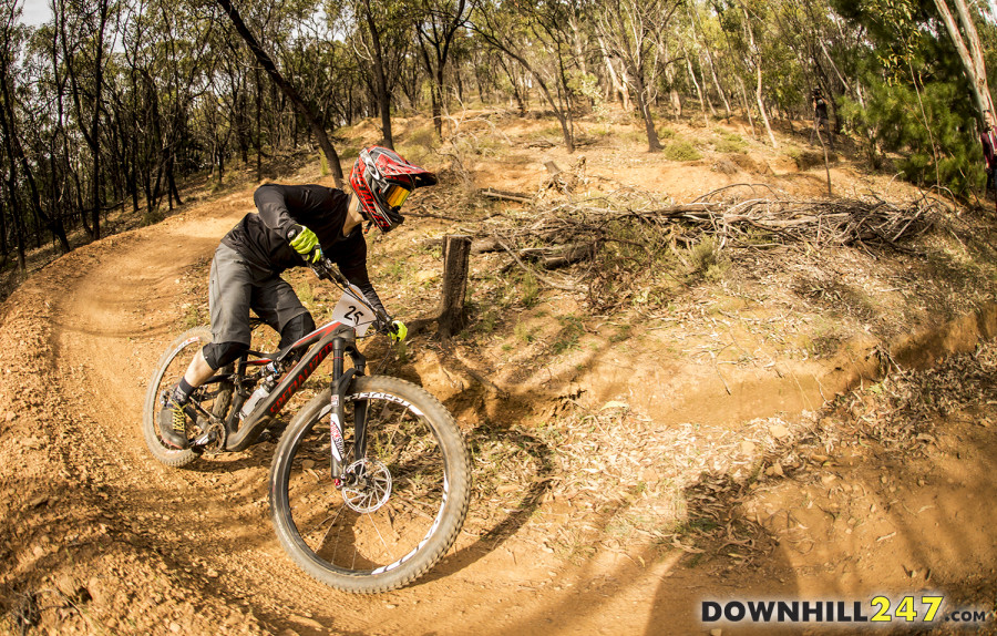 6 stages with transitions between them meant there was plenty of time to get some riding in with your mates.