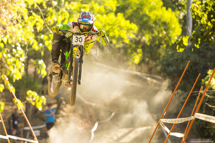 In the last practice session of the weekend Sik Mic came into the rock garden, paused to hype up the crowd and then kept on his merry (& fast) way! Here he keeps low over the woops!