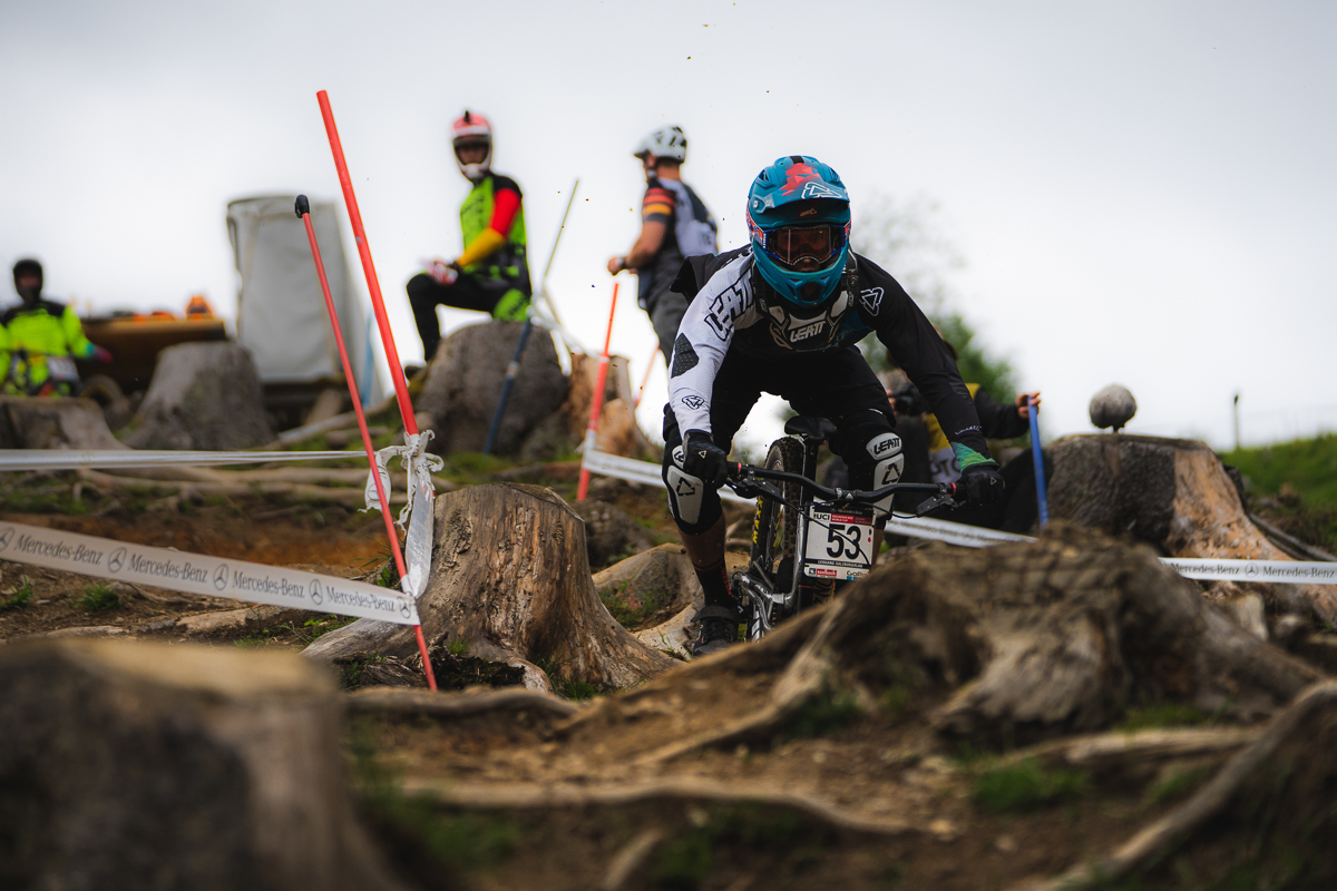 Jackson Frew root deep as riders watch what the fastest line may just be!